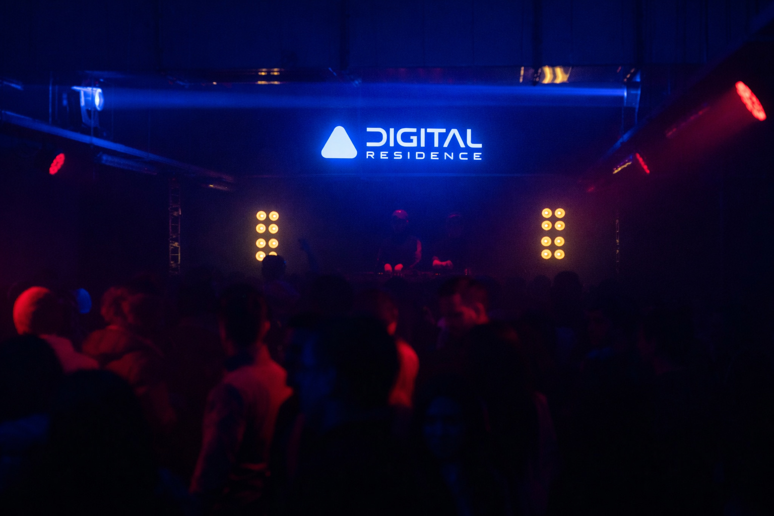 Digital Move: 2351 metr yüksəklikdə elektron musiqi, dağ və rəqəmsal mədəniyyət